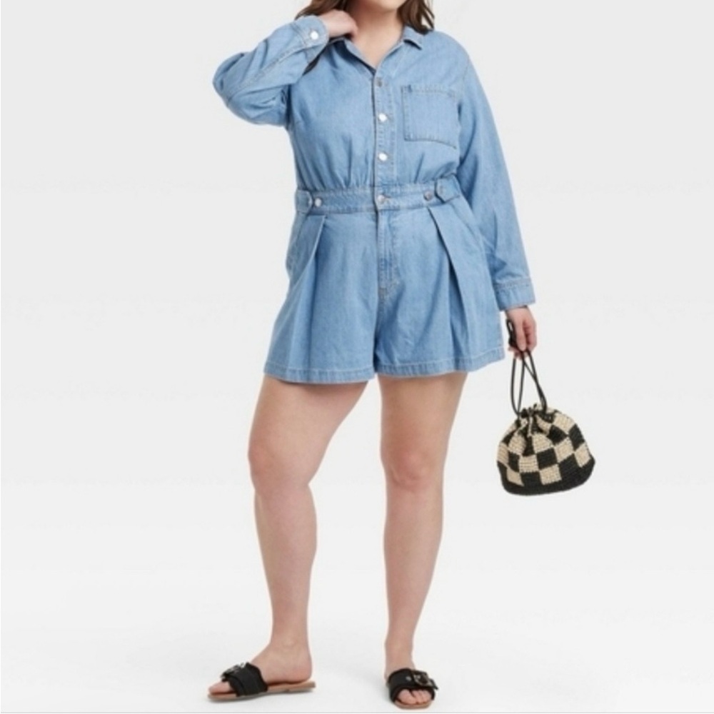 Universal Thread Light Blue Denim Button Romper
